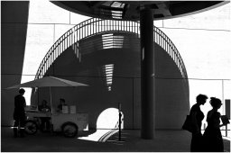 12 luma-arles 2022 jeux d'ombres